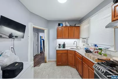 250 Elmwood Avenue, East Orange, NJ 07018 - Photo 28