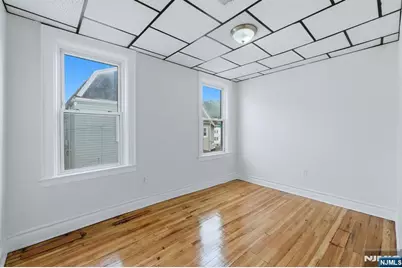 250 Elmwood Avenue, East Orange, NJ 07018 - Photo 6
