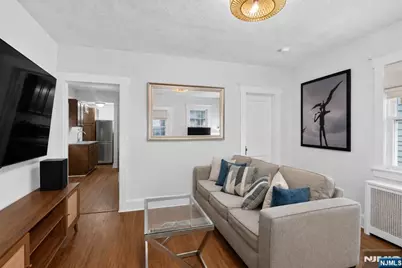 7 Laurel Place, East Rutherford, NJ 07073 - Photo 4