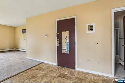245 Warren Avenue, Fort Lee, NJ 07024 - Photo 6