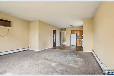 245 Warren Avenue, Fort Lee, NJ 07024 - Photo 8