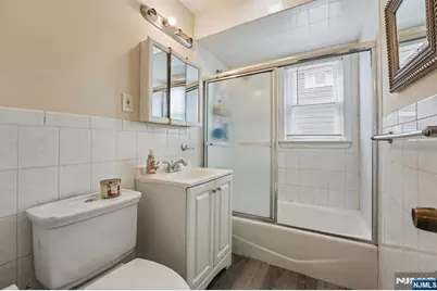 158 Charlton Avenue, Lodi, NJ 07644 - Photo 14
