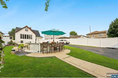 158 Charlton Avenue, Lodi, NJ 07644 - Photo 20