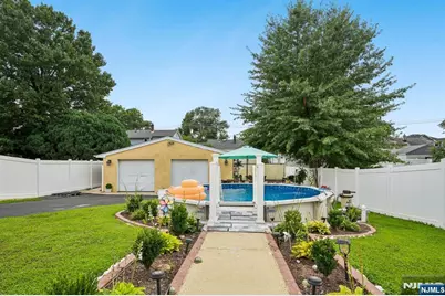 158 Charlton Avenue, Lodi, NJ 07644 - Photo 24