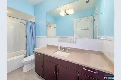 9 Somerset Lane Ph 608/614 #PH 608/614, Edgewater, NJ 07020 - Photo 20