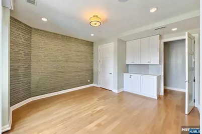 9 Somerset Lane Ph 608/614 #PH 608/614, Edgewater, NJ 07020 - Photo 14