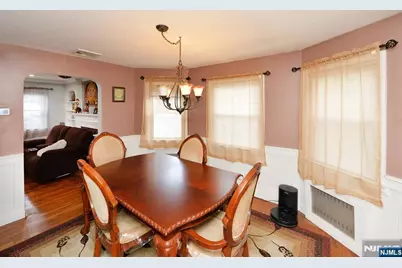 4-12 Kenneth Avenue, Fair Lawn, NJ 07410 - Photo 4