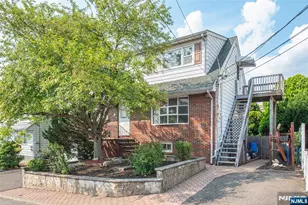48 Whittaker Ave 2, Woodland Park, NJ 07424 - Photo 2