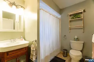 200 Elm Ave, Teaneck Township, NJ 07666 - Photo 14