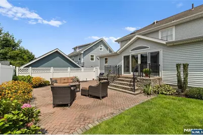 252 Springfield Avenue, Hasbrouck Heights, NJ 07604 - Photo 38
