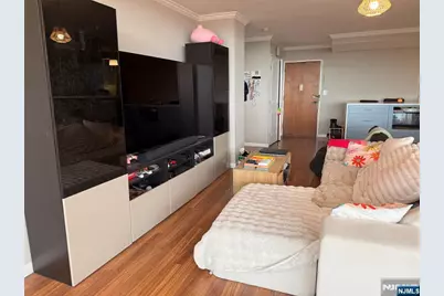 770 Anderson Avenue 21H #21H, Cliffside Park, NJ 07010 - Photo 4