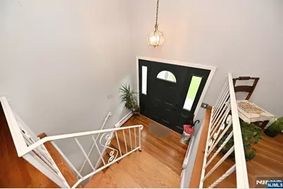 459 Tulane Court, Paramus, NJ 07652 - Photo 8