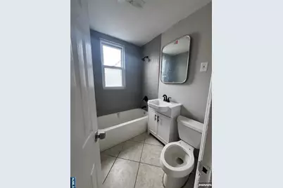 28 Onyx Court 2 #2, Passaic, NJ 07055 - Photo 8
