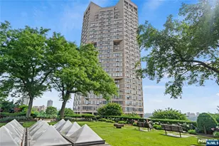 7004 Blvd E 10E, Guttenberg, NJ 07093 - Photo 38