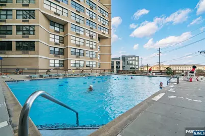 7004 Boulevard E 10E #10E, Guttenberg, NJ 07093 - Photo 32