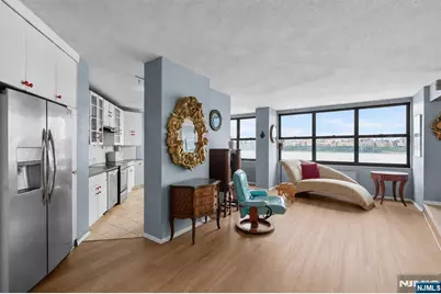 7004 Boulevard E 10E #10E, Guttenberg, NJ 07093 - Photo 12