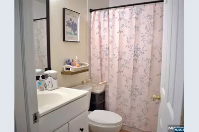 333 10th Street Fl 1 #FL 1, Carlstadt, NJ 07072 - Photo 10
