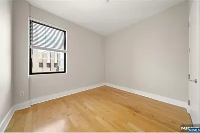 4 Beacon Way 1804 #1804, Jersey City, NJ 07304 - Photo 18