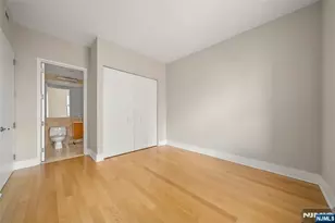 4 Beacon Way 1804, Jersey City, NJ 07304 - Photo 20