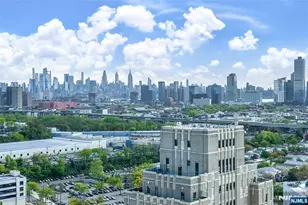 4 Beacon Way 1804, Jersey City, NJ 07304 - Photo 2