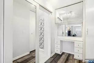 2000 Linwood Ave 16V, Fort Lee, NJ 07024 - Photo 16