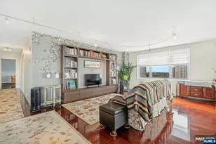 2000 Linwood Ave 16V, Fort Lee, NJ 07024 - Photo 8