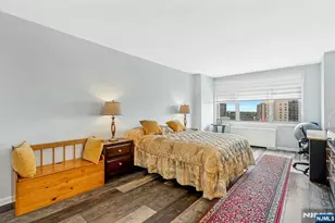 2000 Linwood Ave 16V, Fort Lee, NJ 07024 - Photo 14