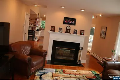 452 Glendale Road, Wyckoff Township, NJ 07481 - Photo 12
