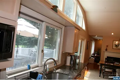 452 Glendale Road, Wyckoff Township, NJ 07481 - Photo 10