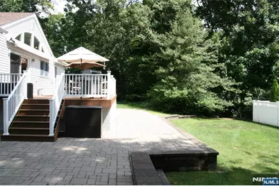 452 Glendale Road, Wyckoff Township, NJ 07481 - Photo 16