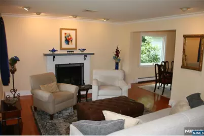 452 Glendale Road, Wyckoff Township, NJ 07481 - Photo 4