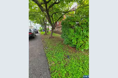 106 Chestnut Street, Garfield, NJ 07026 - Photo 12