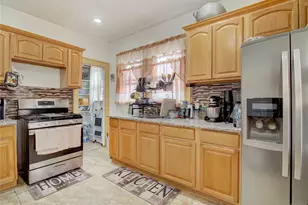 42 Tichenor Terrace, Irvington, NJ 07111 - Photo 4