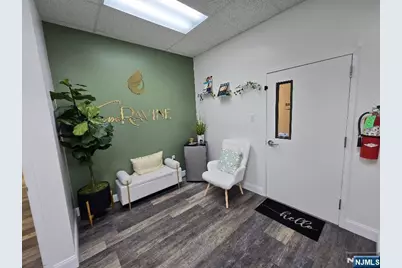 504 Hamburg Turnpike 202B #202B, Wayne, NJ 07470 - Photo 2