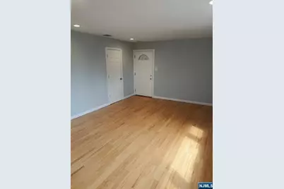 22 Mountain Avenue 2 #2, Westwood, NJ 07675 - Photo 4