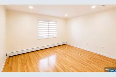 44 Delia Boulevard B #B, Palisades Park, NJ 07650 - Photo 16