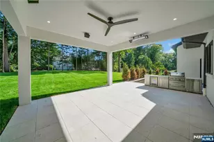 19 Dearborn Dr, Old Tappan, NJ 07675 - Photo 44
