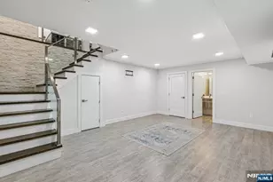 14 Valley Pl, Edgewater, NJ 07020 - Photo 30
