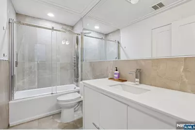 14 Valley Place, Edgewater, NJ 07020 - Photo 18