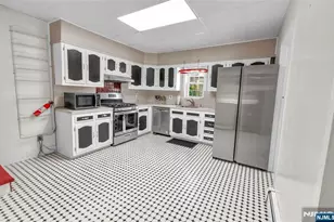 90 Cedar St, Ridgefield Park, NJ 07660 - Photo 14