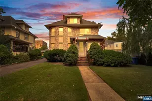 90 Cedar St, Ridgefield Park, NJ 07660 - Photo 1