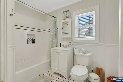218 Elder Avenue, Bergenfield, NJ 07621 - Photo 18