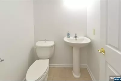 120 Chestnut Street B #B, Rutherford, NJ 07070 - Photo 6