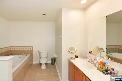 120 Chestnut Street B #B, Rutherford, NJ 07070 - Photo 20