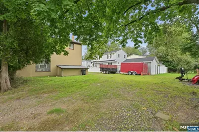 425 New Milford Avenue, Dumont, NJ 07628 - Photo 24