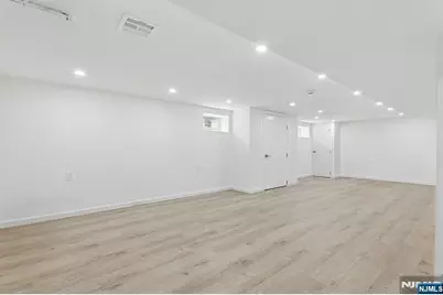 7 Franklin Avenue, Montclair, NJ 07042 - Photo 36