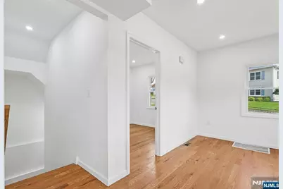 7 Franklin Avenue, Montclair, NJ 07042 - Photo 22
