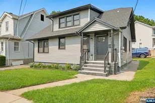 7 Franklin Ave, Montclair, NJ 07042 - Photo 2