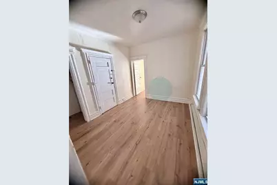 17 Franklin Avenue 2 #2, Harrison, NJ 07029 - Photo 6