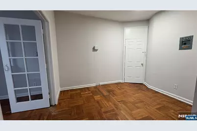 302 N 3rd Street 16 #16, East Newark, NJ 07029 - Photo 2